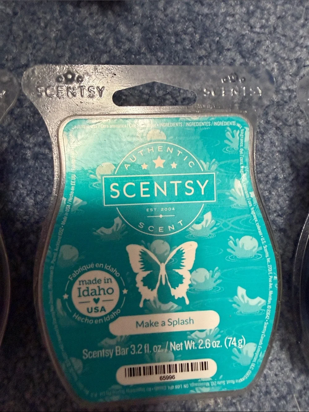 Scentsy Bundle Wax Melt Bars Trio & 12 20 watt bulb’s